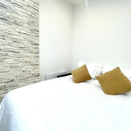 Charming Flat - Clichy